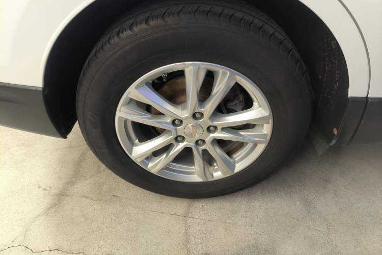 Used Chevrolet Equinox 2019 535T Automatic YuJie Edition China V Standard Exterior 8