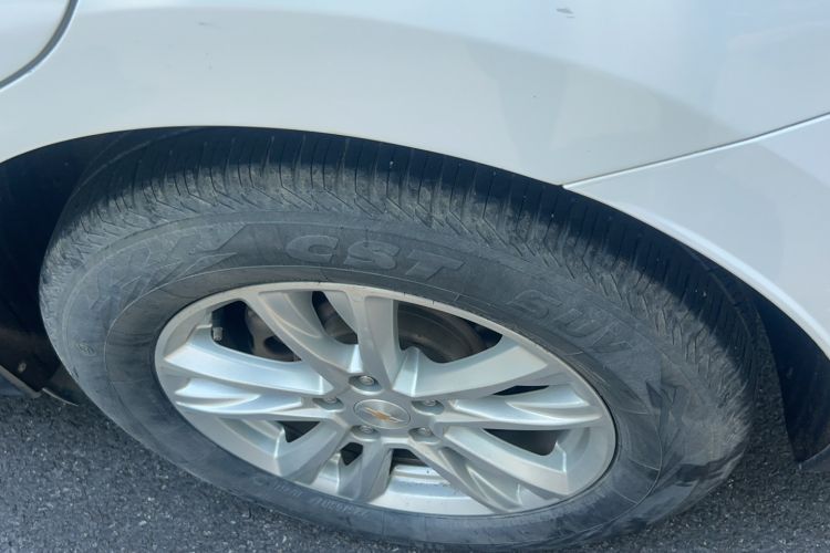 Used Chevrolet Equinox 2019 535T Automatic YuJie Edition China VI Exterior 9