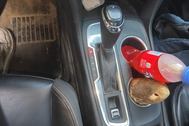 Used Chevrolet Equinox 2019 535T Automatic Chijie Edition China VI Gear Lever