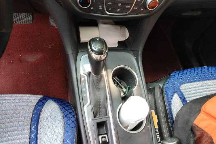 Used Chevrolet Equinox 2019 535T Automatic YuJie Edition China V Standard Gear Lever