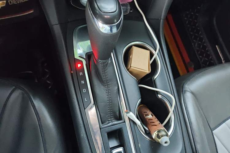 Used Chevrolet Equinox 2019 535T Automatic Lingjie Edition China VI Standard Gear Lever