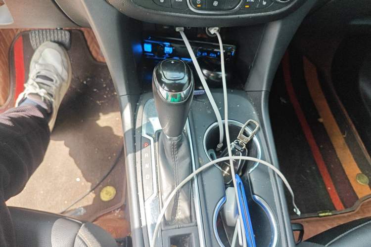 Used Chevrolet Equinox 2019 535T Automatic YuJie Edition China V Standard Gear Lever