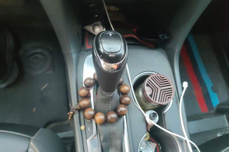 Used Chevrolet Equinox 2019 535T Automatic YuJie Edition China V Standard Gear Lever