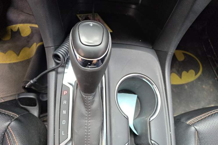 Used Chevrolet Equinox 2019 535T Automatic Lingjie Edition China VI Standard Gear Lever
