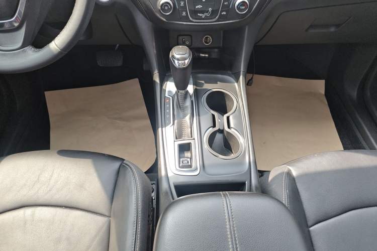 Used Chevrolet Equinox 2019 535T Automatic Chijie Edition China V Standard Gear Lever