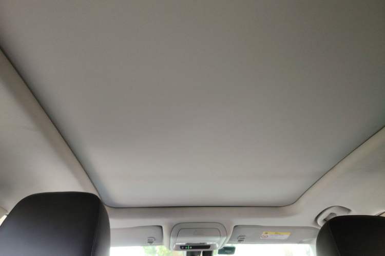 Used Chevrolet Equinox 2019 535T Automatic YuJie Edition China V Standard Headliner