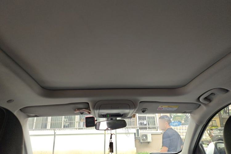 Used Chevrolet Equinox 2019 535T Automatic YuJie Edition China VI Headliner