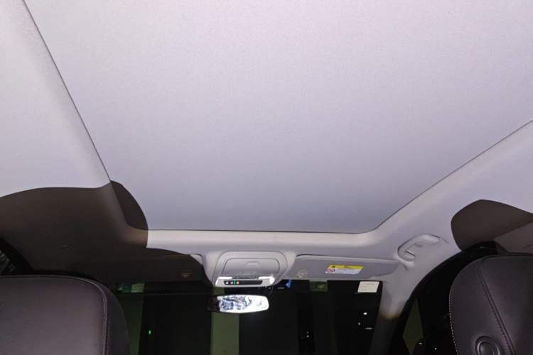 Used Chevrolet Equinox 2019 535T Automatic YuJie Edition China VI Headliner
