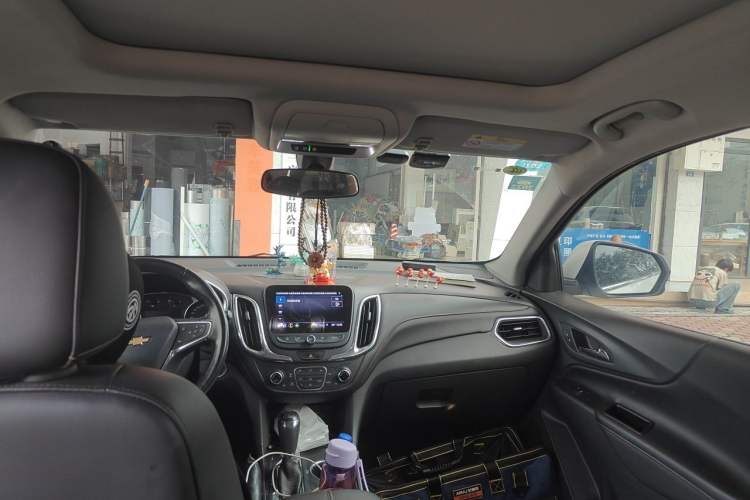 Used Chevrolet Equinox 2019 535T Automatic YuJie Edition China V Standard Headliner