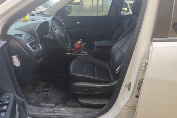 Used Chevrolet Equinox 2019 535T Automatic Chijie Edition China VI Left Front Seat