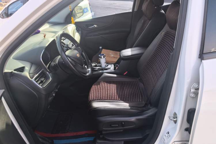 Used Chevrolet Equinox 2019 535T Automatic Chijie Edition China VI Left Front Seat