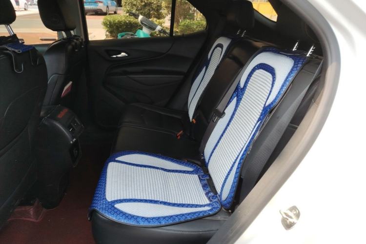 Used Chevrolet Equinox 2019 535T Automatic YuJie Edition China V Standard Left Rear Seat