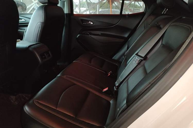 Used Chevrolet Equinox 2019 535T Automatic Chijie Edition China V Standard Left Rear Seat