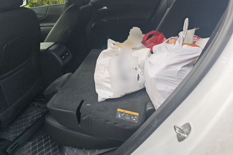 Used Chevrolet Equinox 2019 535T Automatic YuJie Edition China V Standard Left Rear Seat