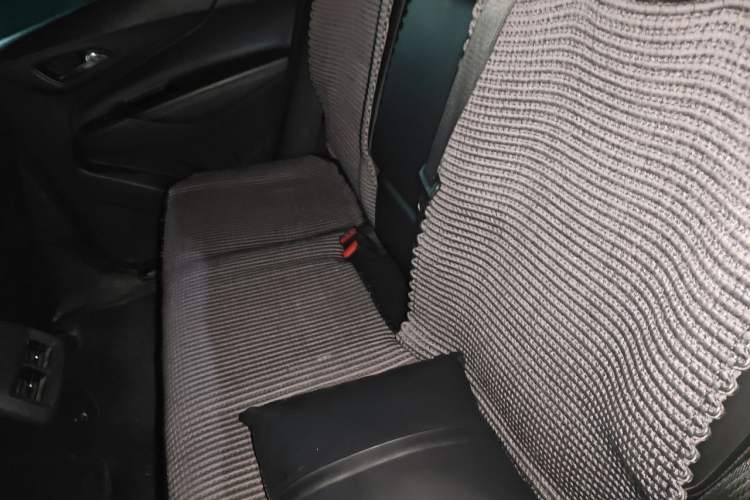 Used Chevrolet Equinox 2019 535T Automatic YuJie Edition China VI Left Rear Seat