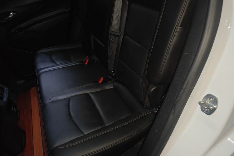 Used Chevrolet Equinox 2019 535T Automatic Chijie Edition China VI Left Rear Seat