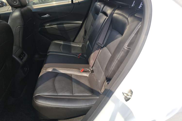 Used Chevrolet Equinox 2019 535T Automatic Chijie Edition China V Standard Left Rear Seat