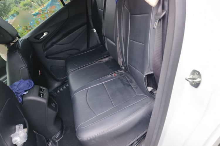 Used Chevrolet Equinox 2019 535T Automatic YuJie Edition China V Standard Left Rear Seat