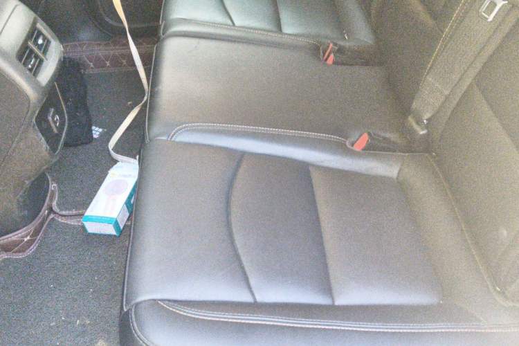 Used Chevrolet Equinox 2019 535T Automatic YuJie Edition China V Standard Left Rear Seat