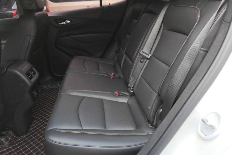 Used Chevrolet Equinox 2019 535T Automatic Chijie Edition China VI Left Rear Seat