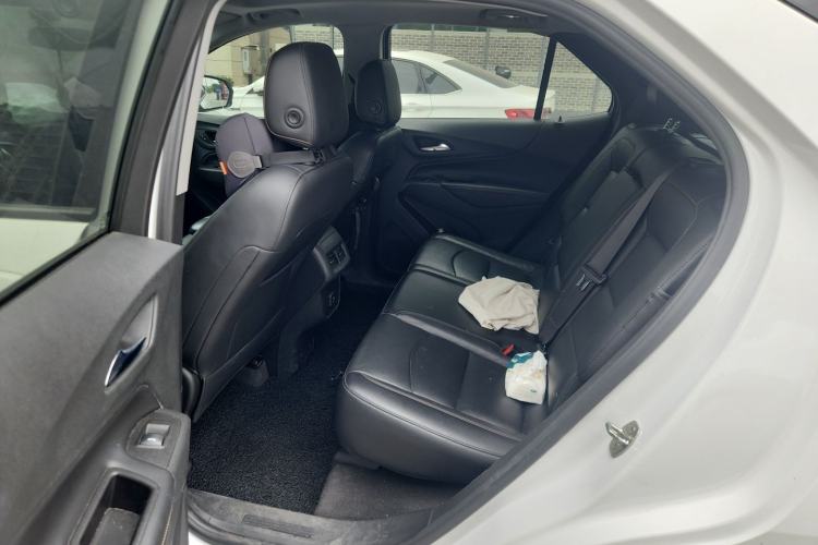 Used Chevrolet Equinox 2019 535T Automatic Chijie Edition China V Standard Left Rear Seat