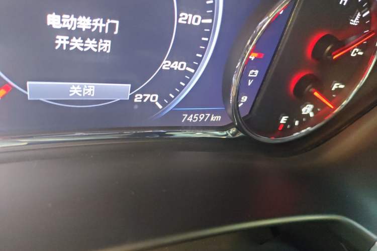 Used Chevrolet Equinox 2019 535T Automatic YuJie Edition China VI Odometer Close Up