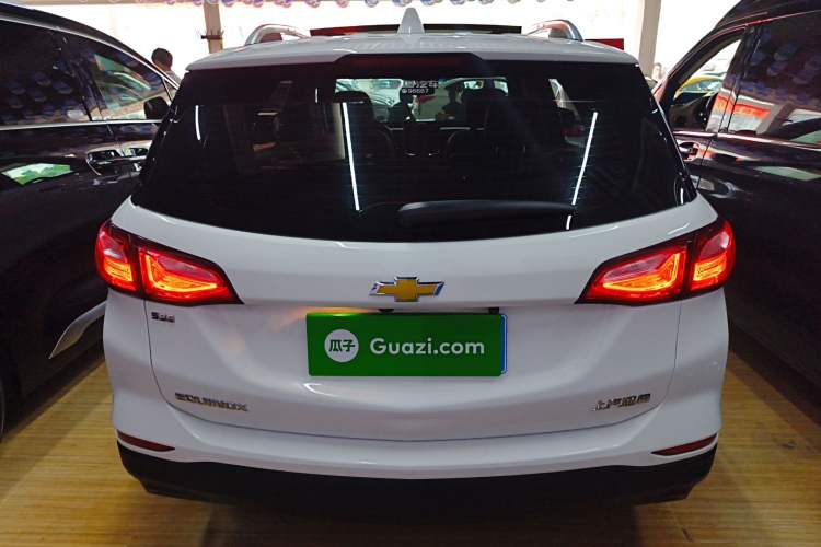 Used Chevrolet Equinox 2019 535T Automatic YuJie Edition China VI Rear