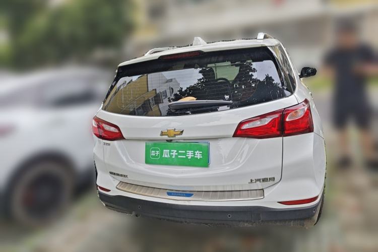 Used Chevrolet Equinox 2019 535T Automatic YuJie Edition China VI Rear
