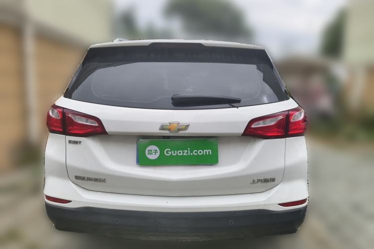 Used Chevrolet Equinox 2019 535T Automatic YuJie Edition China VI Rear