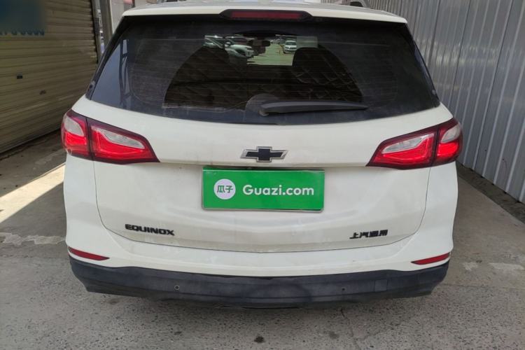 Used Chevrolet Equinox 2019 535T Automatic YuJie Edition China VI Rear