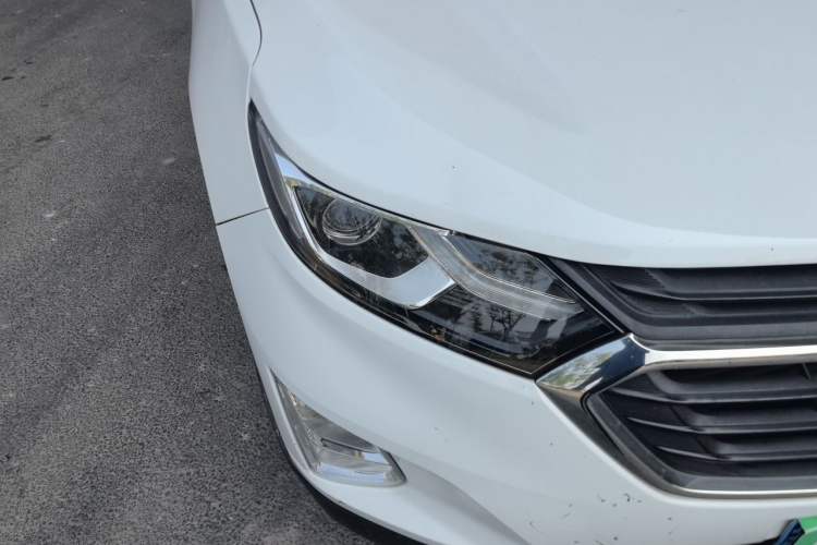 Used Chevrolet Equinox 2019 535T Automatic YuJie Edition China VI Right Front Headlight