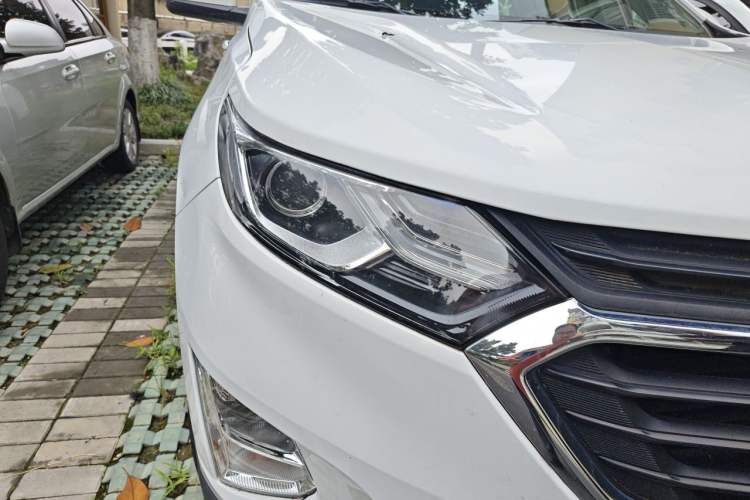 Used Chevrolet Equinox 2019 535T Automatic YuJie Edition China VI Right Front Headlight