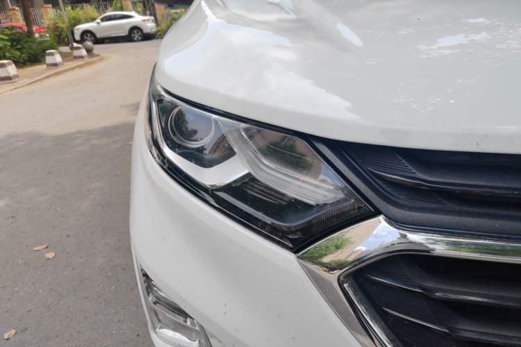 Used Chevrolet Equinox 2019 535T Automatic Lingjie Edition China V Standard Right Front Headlight