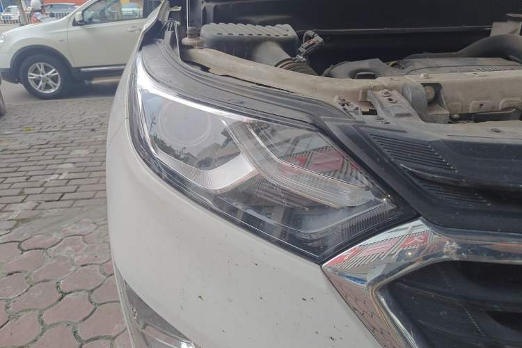 Used Chevrolet Equinox 2019 535T Automatic YuJie Edition China V Standard Right Front Headlight
