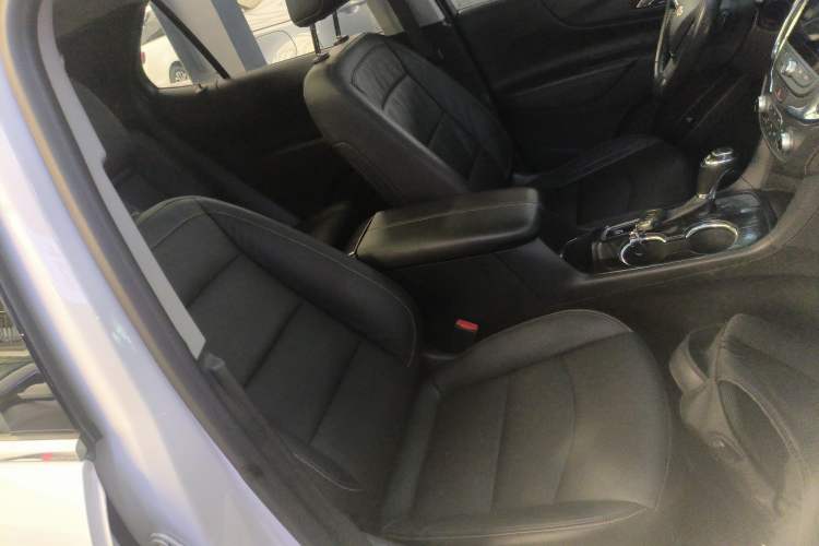 Used Chevrolet Equinox 2019 535T Automatic YuJie Edition China V Standard Right Front Seat