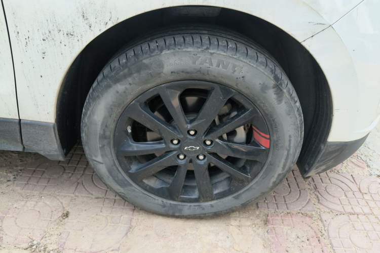 Used Chevrolet Equinox 2019 Redline 550T Automatic All-Wheel-Drive RS Model China V Standard Right Front Wheel Hub