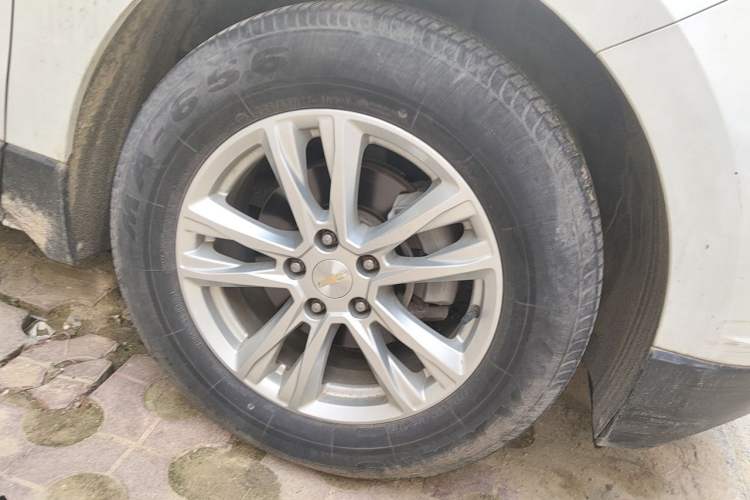 Used Chevrolet Equinox 2019 535T Automatic YuJie Edition China V Standard Right Front Wheel Hub
