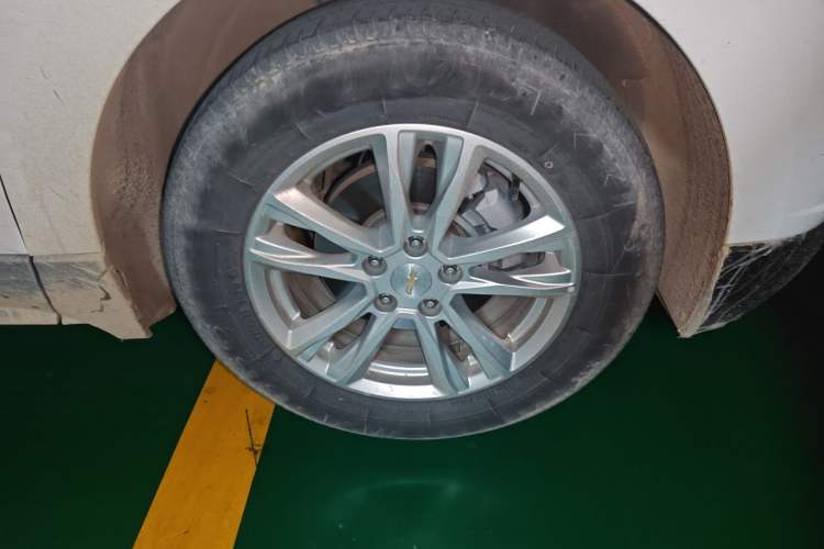 Used Chevrolet Equinox 2019 535T Automatic YuJie Edition China VI Right Front Wheel Hub