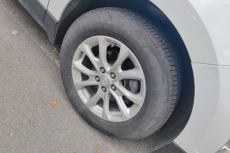 Used Chevrolet Equinox 2019 535T Automatic Lingjie Edition China V Standard Right Front Wheel Hub