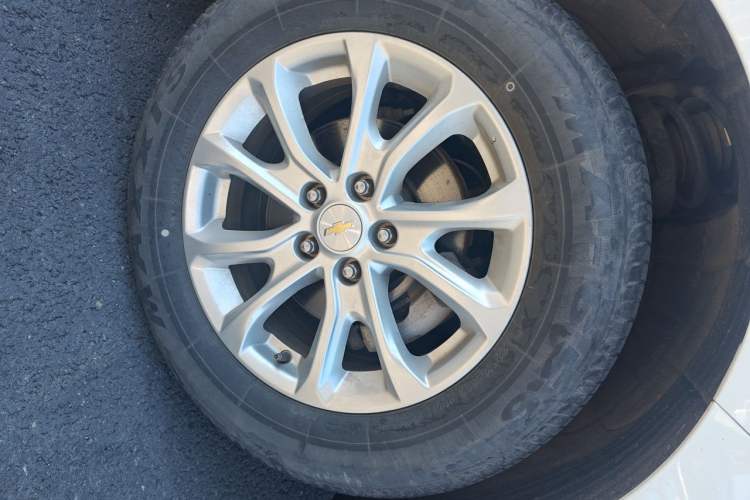 Used Chevrolet Equinox 2019 535T Automatic Chijie Edition China VI Right Front Wheel Hub