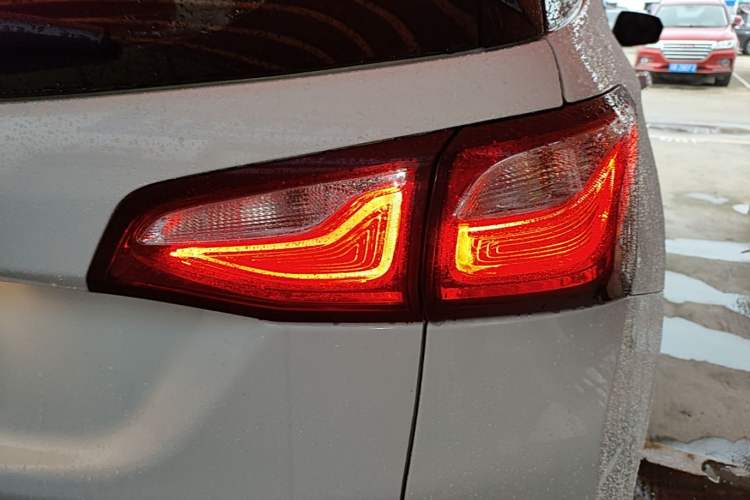 Used Chevrolet Equinox 2019 535T Automatic Chijie Edition China V Standard Right Rear Taillight