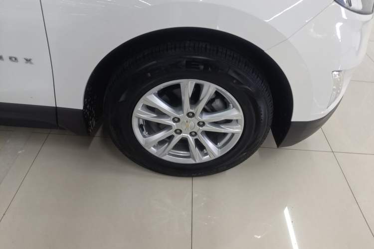 Used Chevrolet Equinox 2019 535T Automatic YuJie Edition China VI Right Rear Wheel Hub