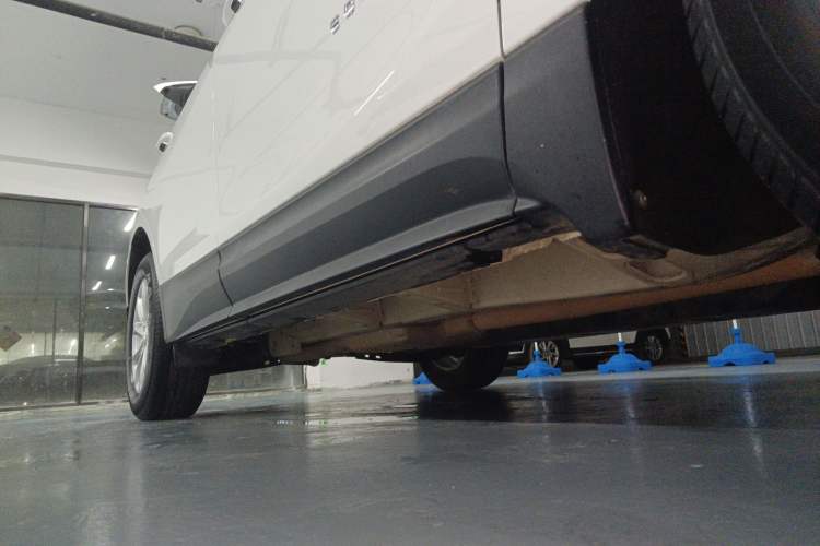 Used Chevrolet Equinox 2019 535T Automatic Chijie Edition China VI Right Side Sill