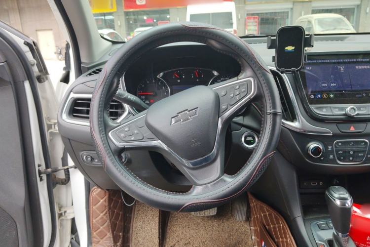 Used Chevrolet Equinox 2019 Redline 550T Automatic All-Wheel-Drive RS Model China VI Standard Steering Wheel