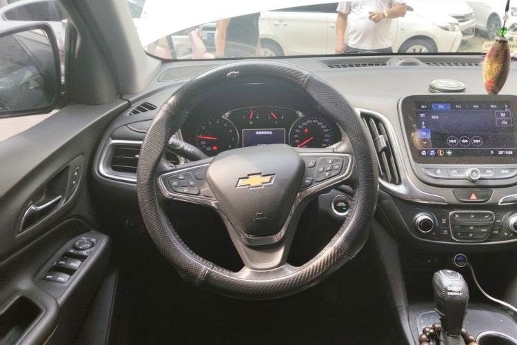 Used Chevrolet Equinox 2019 535T Automatic YuJie Edition China V Standard Steering Wheel