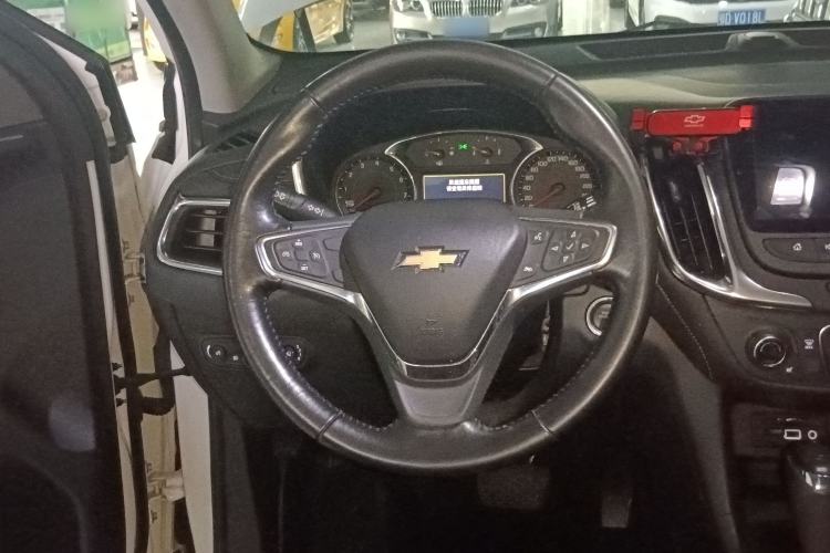 Used Chevrolet Equinox 2019 535T Automatic YuJie Edition China VI Steering Wheel