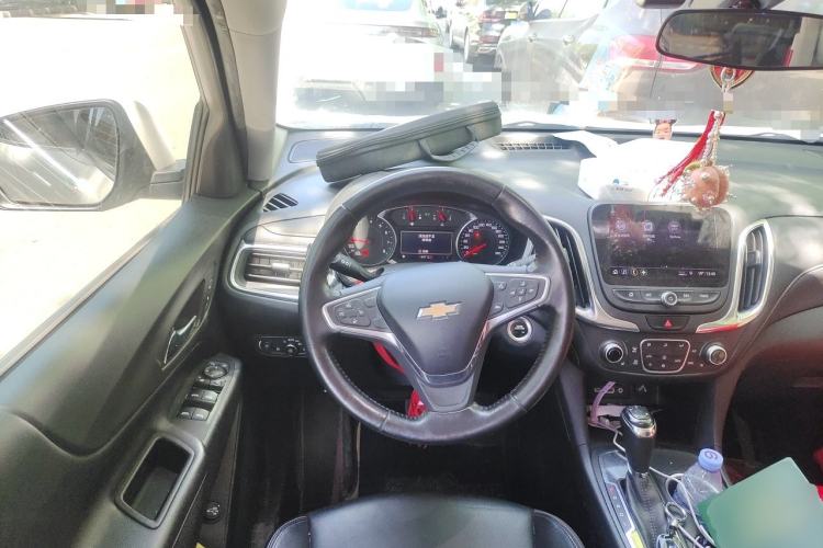 Used Chevrolet Equinox 2019 535T Automatic YuJie Edition China V Standard Steering Wheel