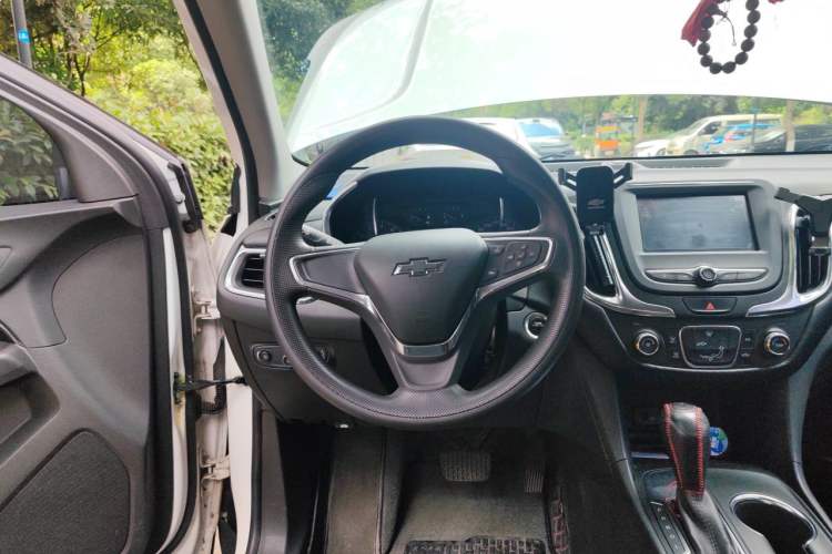 Used Chevrolet Equinox 2019 535T Automatic Lingjie Edition China V Standard Steering Wheel