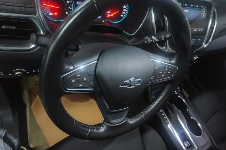 Used Chevrolet Equinox 2019 535T Automatic YuJie Edition China VI Steering Wheel