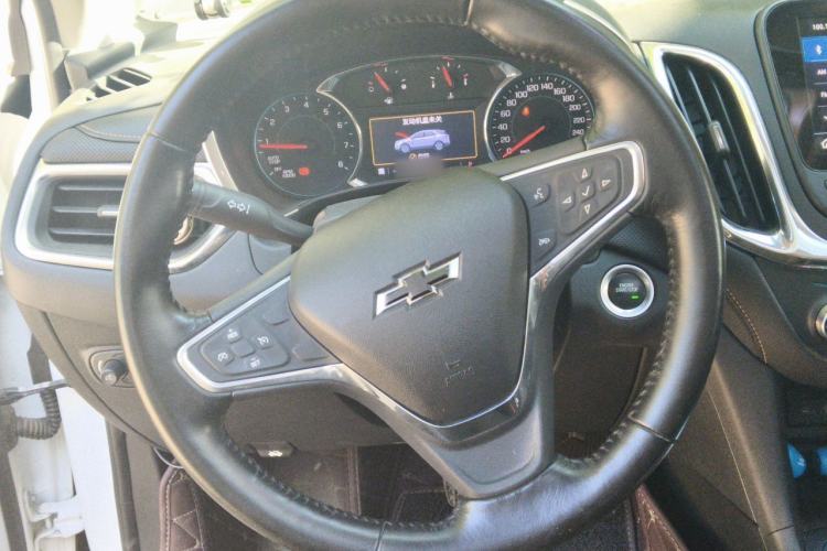 Used Chevrolet Equinox 2019 535T Automatic YuJie Edition China V Standard Steering Wheel